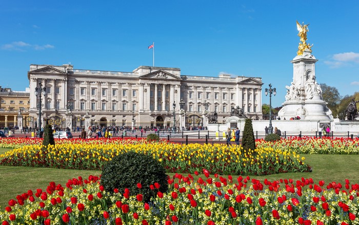 Buckingham Palace and Victoria Memorial with Tulips, London