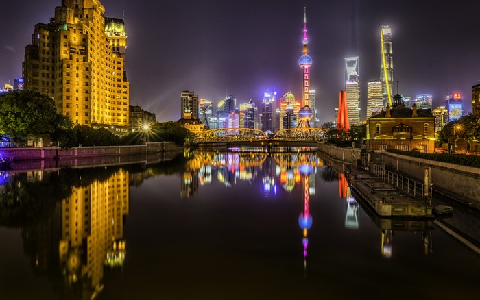 Shanghai skyline with Oriental Pearl Tower at night