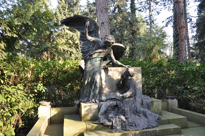 Melaten Angel monument in Cologne, Germany