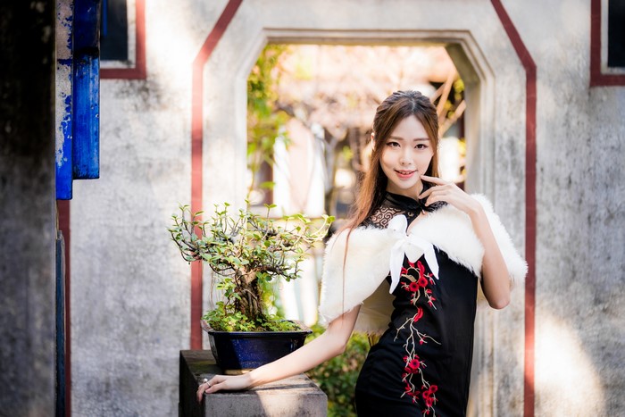 4K Elegant Woman Posing in Floral Dress
