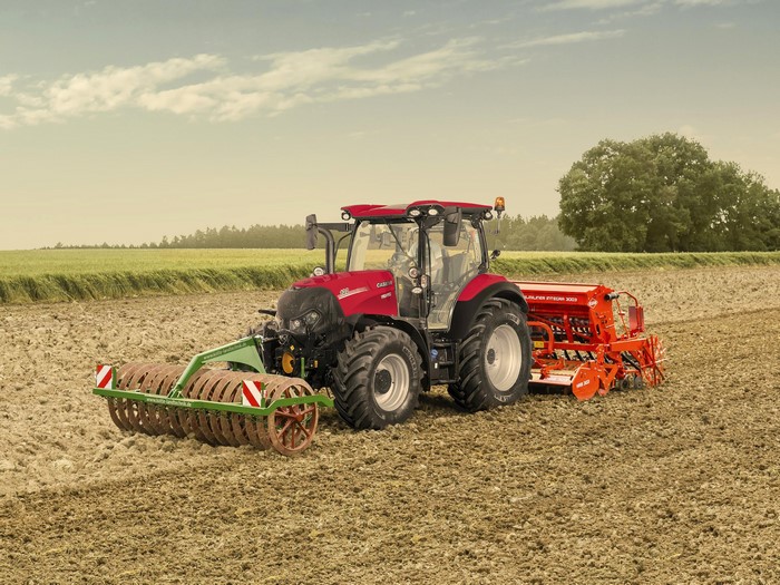 Case IH Versum 130 CVXDrive tractor plowing a field