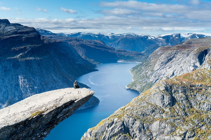4K Trolltunga Norway Mountains Scenery Bay Canyon