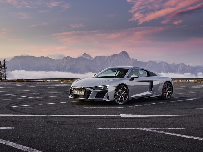 Audi R8 V10 2020 RWD Metallic Grey Parking