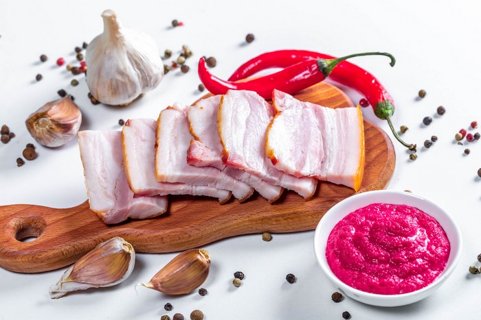 Salo with Garlic, Chili Peppers, and Beetroot Dip