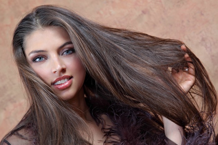 Valentina Kolesnikova with brown hair
