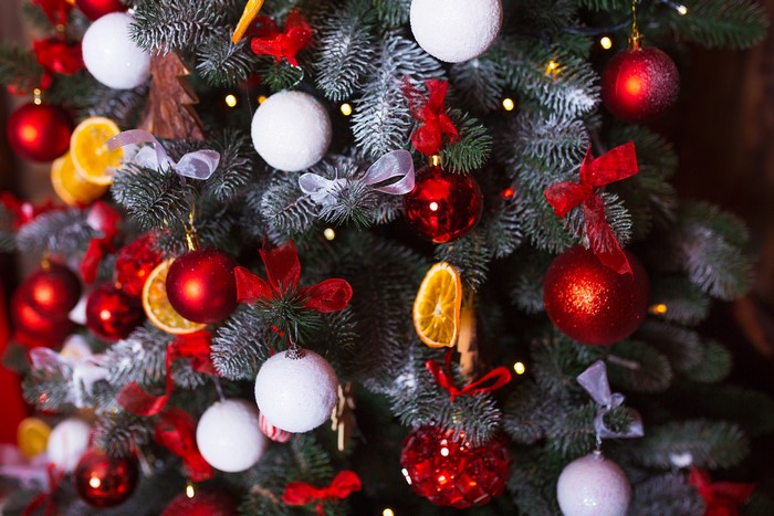 Christmas tree with red and white ornaments