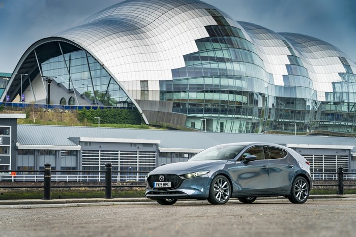 4K 2019 Mazda3 Skyactiv-G Hatchback