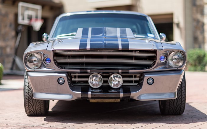 Ford Mustang Shelby GT500 Eleanor with Stripes