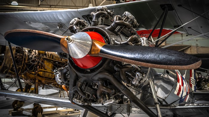 Biplane engine and propeller