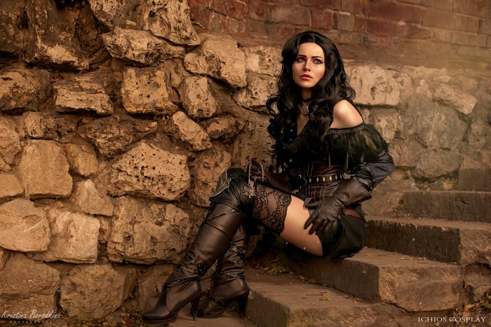 Yennefer Cosplay Sitting on Stone Stairs