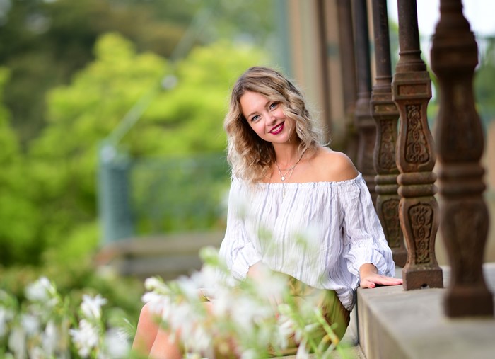 4K Portrait of Smiling Woman with Dark Blonde Hair