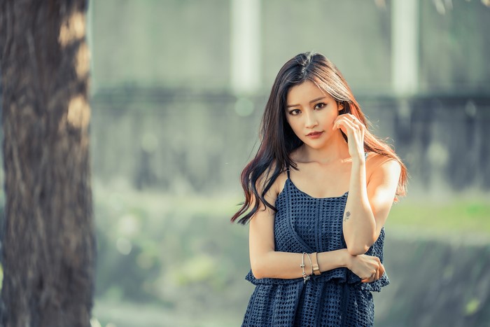 4K Asian Woman in Blue Dress with Bokeh