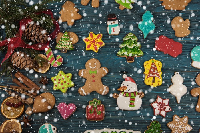 Christmas Cookies with Pine Cones and Cinnamon