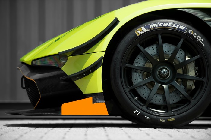 Aston Martin Vulcan AMR Pro 2017 Wheel and Tire