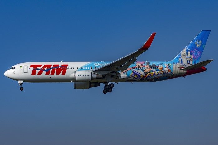 Boeing 767-300W TAM Airlines with Disney livery