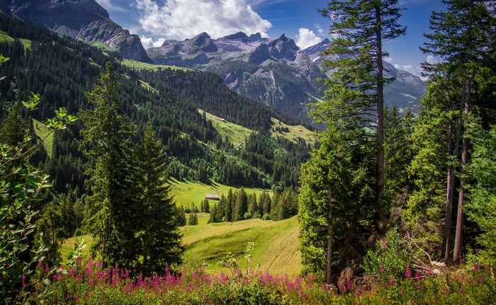 4K Sanetschhore Mountains in Switzerland Alps Scenery