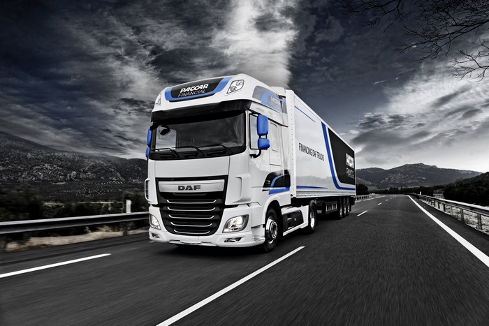 DAF Trucks Super Space Cab on Road