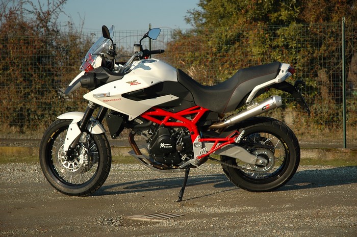 2009-20 Moto Morini Granpasso 1200 motorcycle, side view