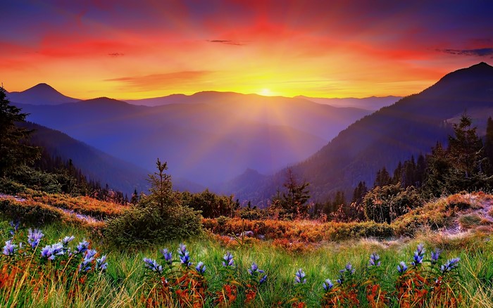 4K Sunrise Over Mountain Scenery