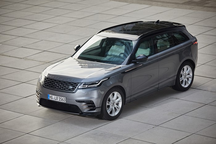 Grey Land Rover Velar R-Dynamic P300 SE