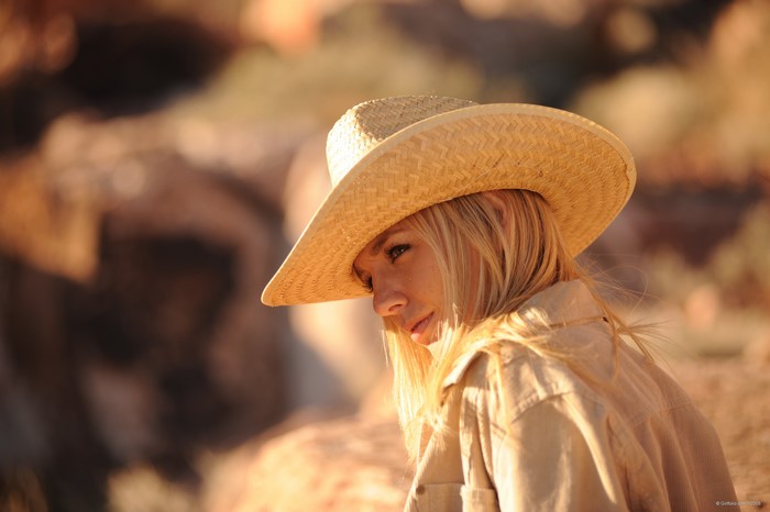 4K Blonde Girl Wearing Straw Hat