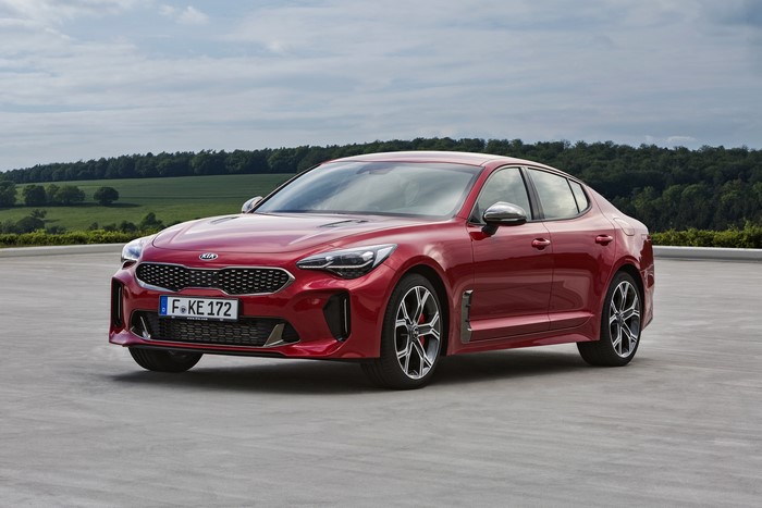 4K Red Kia Stinger GT