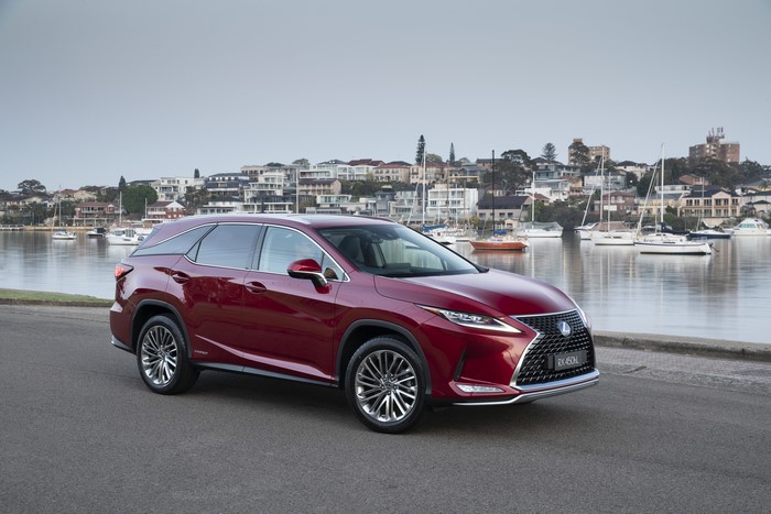 2019 Lexus RX 450hL wine metallic SUV