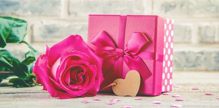 Pink Rose and Gift Box with Heart Tag