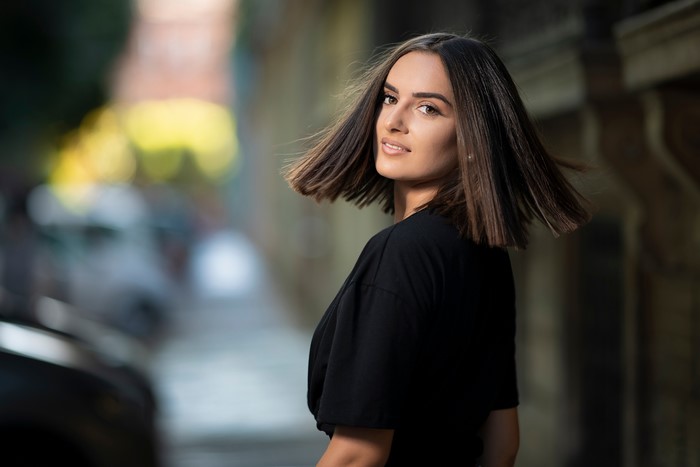 Onella in 4K with Brown Hair and Bokeh