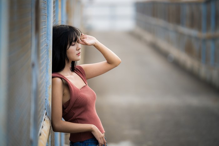 4K Asian Woman Posing with Bokeh Effect