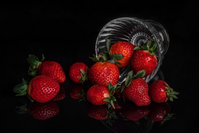 4K Strawberries with Glass Bowl on Black