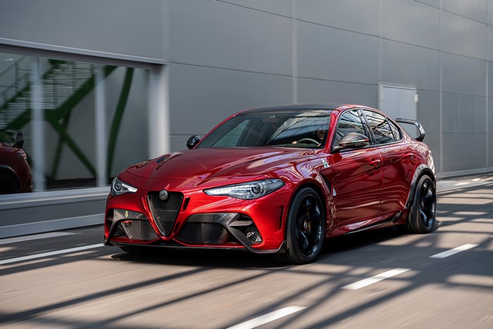 4K Alfa Romeo Giulia GTAm 2020 Red Sedan