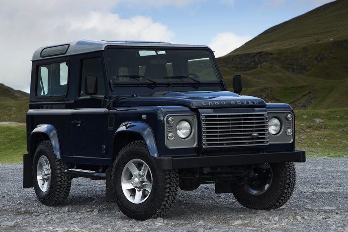 4K 2013 Land Rover Defender 90 SUV