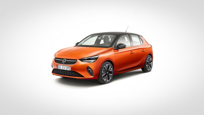 4K Opel Corsa Orange Metallic