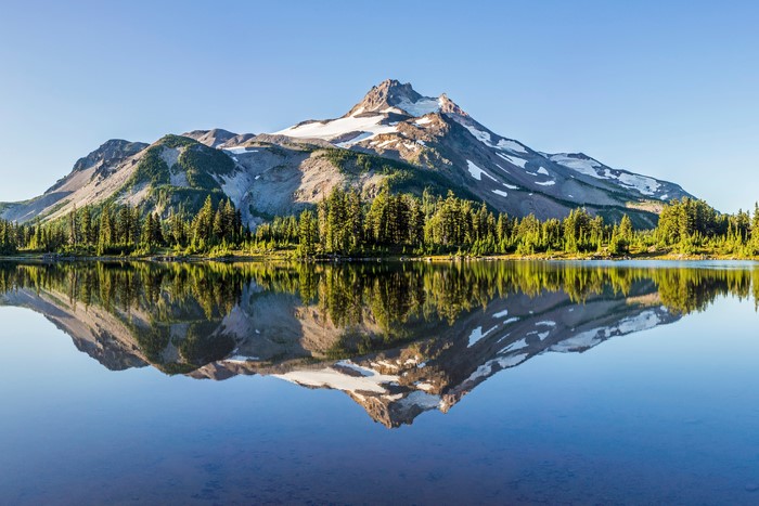Mountain Reflection in Lake, Oregon, USA
