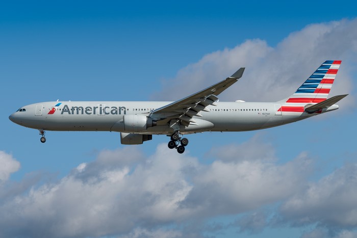 4K, American Airlines, A330-300, Airbus, Airplane, Passenger Airplanes ...