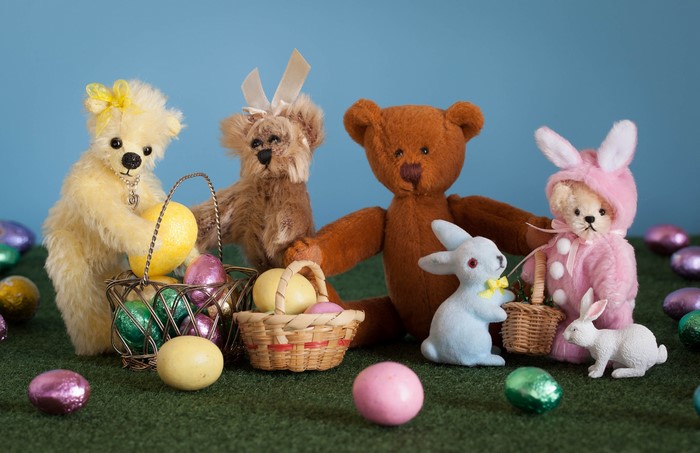 Easter Teddy Bears and Rabbits with Eggs