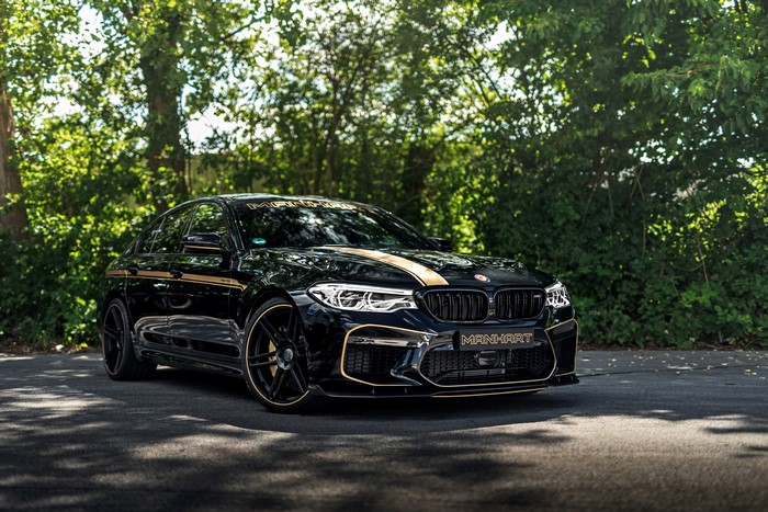 4K Black Manhart MH5 700 BMW M5 F90