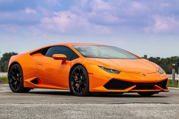 Orange Lamborghini Huracan LB724