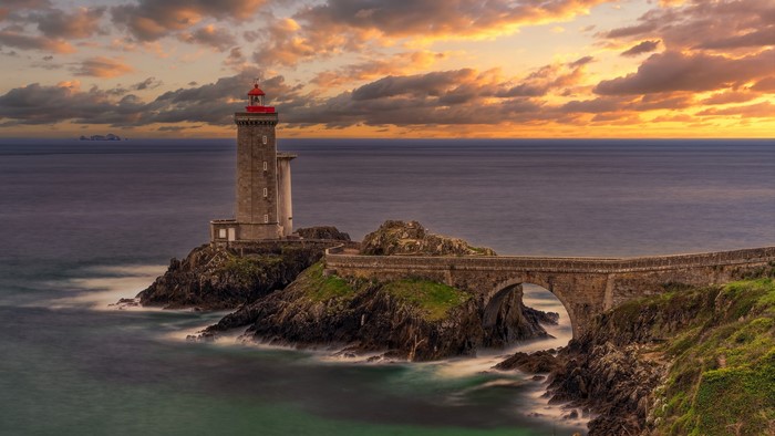 4K Petit Minou Lighthouse and Bridge in Brittany, France