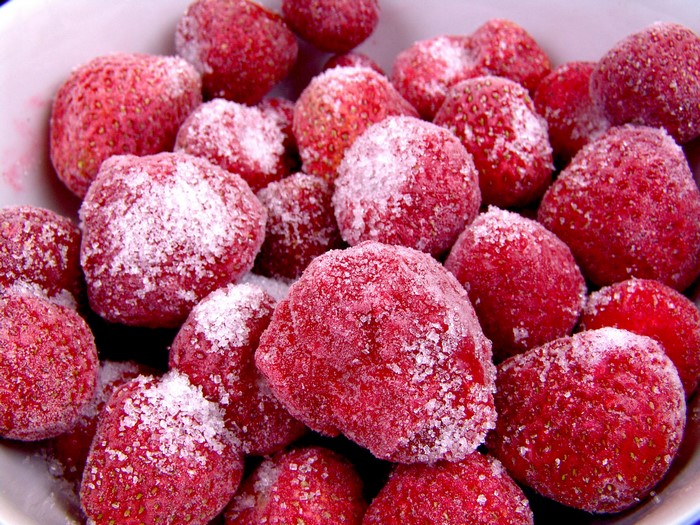 Frozen Strawberries with Sugar