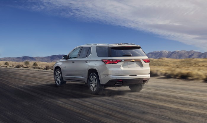 2021 Chevrolet Traverse High Country driving on a dirt road
