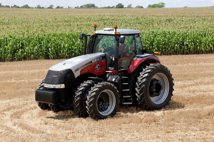 2012 Case IH Magnum 340 25th Anniversary Tractor in Field