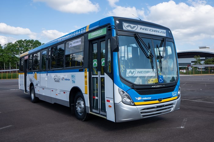 Neobus Mega Mercedes-Benz OF 1721 Bus