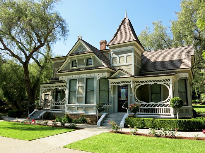 Victorian House in Brand Park, California
