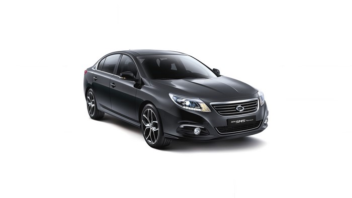Samsung SM5 Sedan in Metallic Black