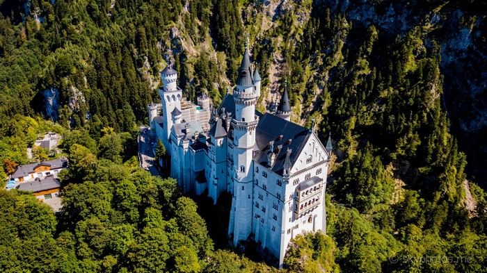 4K Neuschwanstein Castle in Bavaria, Germany from above