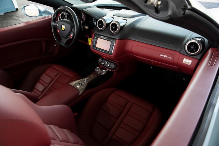 Ferrari California Interior