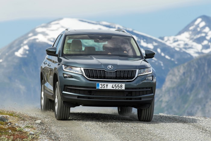 Skoda Kodiaq Crossover driving on a mountain road