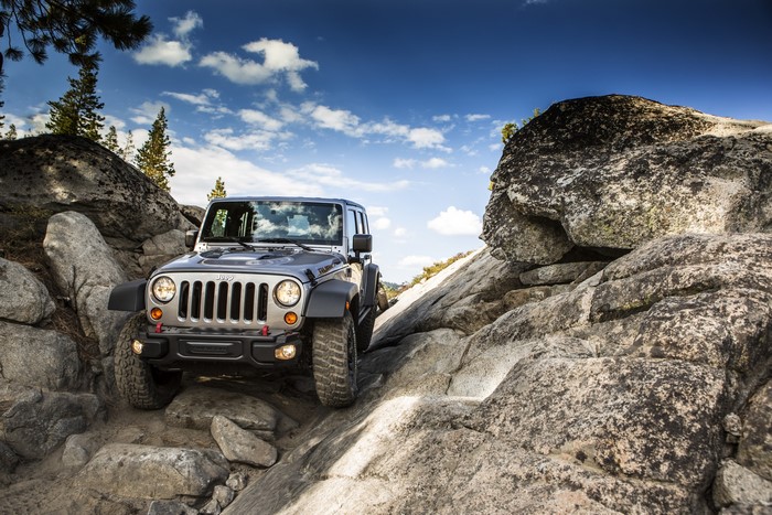 Jeep Wrangler Unlimited Rubicon off-roading on rocks